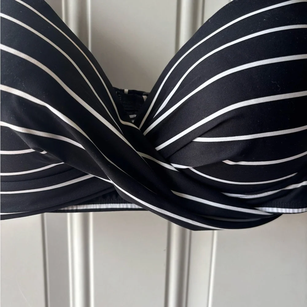 Beach House Black and White Striped Wireless Bra